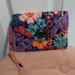 Vera Bradley Your Turn Smartphone All In One Wristlet Floral Fiesta